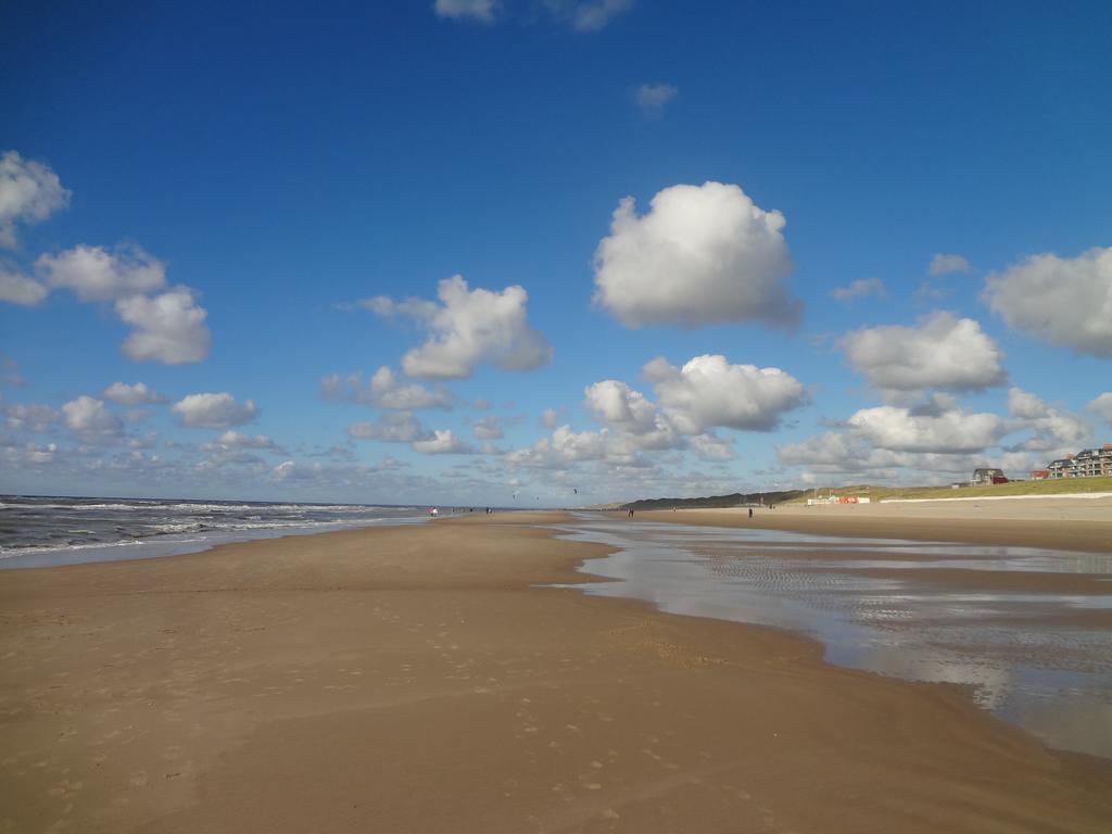 Apartments Four Seasons Voorstraat Egmond aan Zee Bilik gambar
